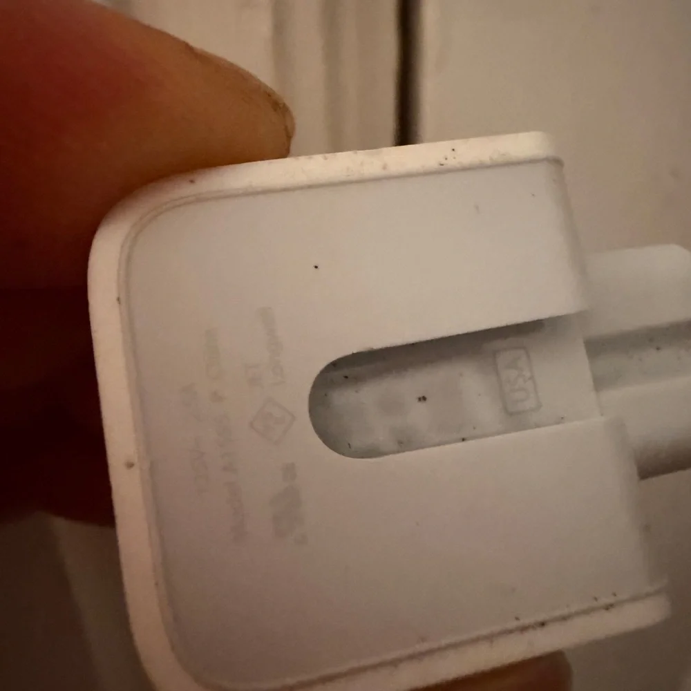 Apple Mac Macbook,2 Prong Wall Adapter Compatible E161470 Well Shin 2.5A 125V(2